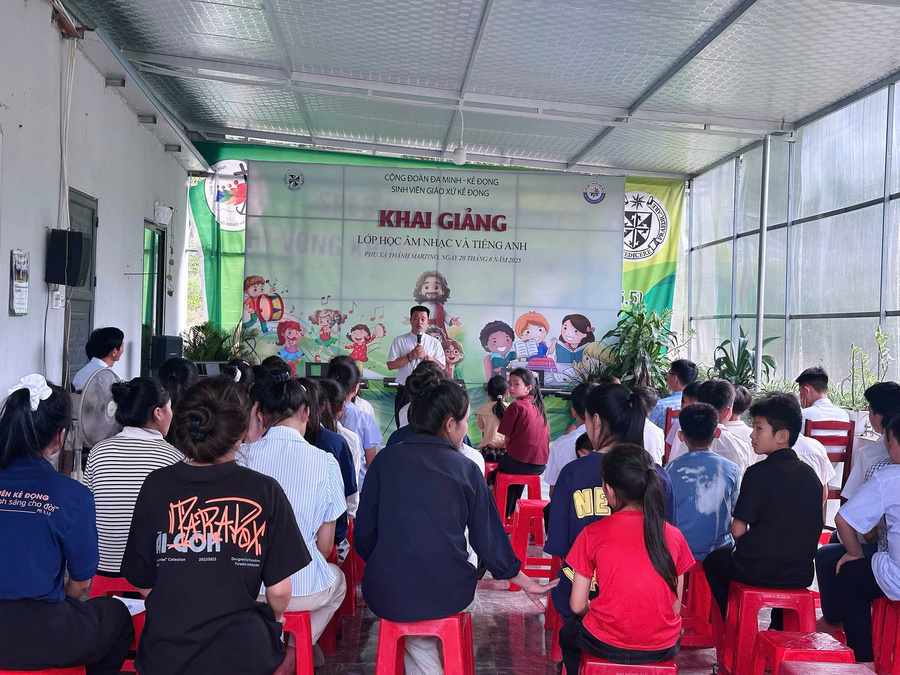 [Phụ xá Máctinô - Kẻ Đọng ] Khai giảng lớp Âm nhạc và tiếng Anh – Hè 2025